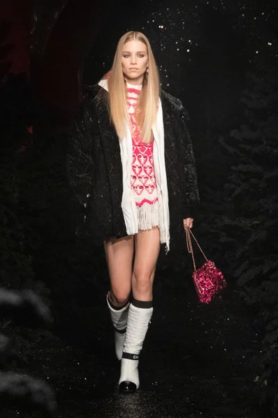 Look 35